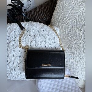 Steve Madden crossbody Wallet Purse